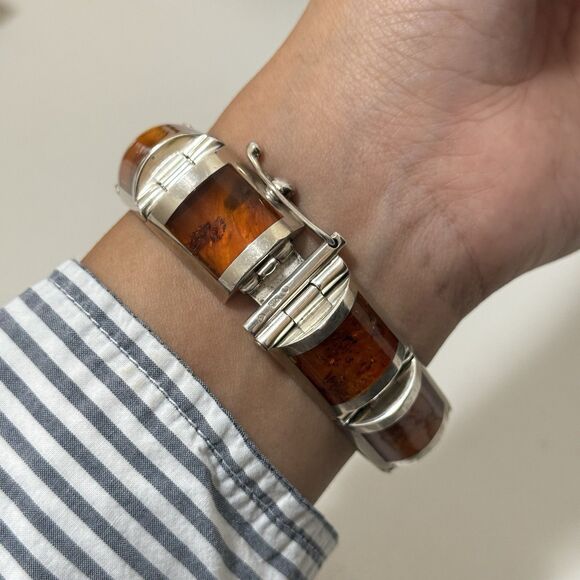 Vintage Heavy Baltic Amber Signed Size 7.5 Inches Sterling Box Bracelet - Picture 3 of 7